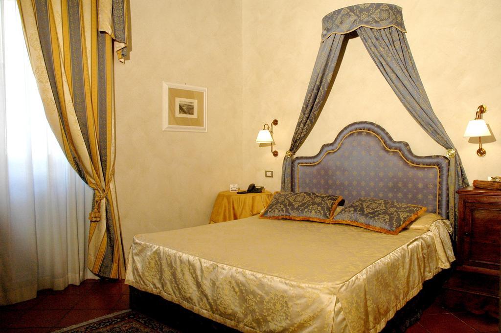 Hotel Clitunno Spoleto Luaran gambar